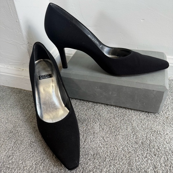 Stuart Weitzman Shoes - Stuart Weitzman Black Heel Pumps